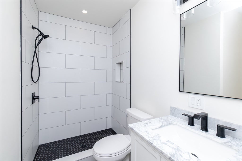 219 Trenton St #1, Boston, MA, 219 Trenton St #1, Boston, MA Photo #11