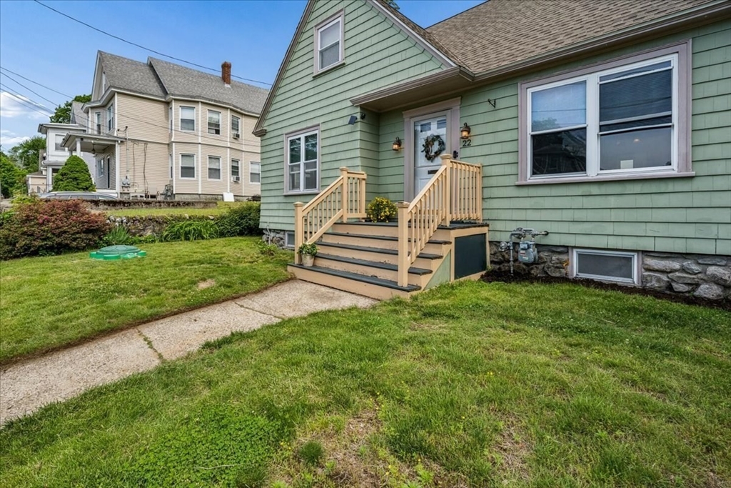 22 Lippold Street