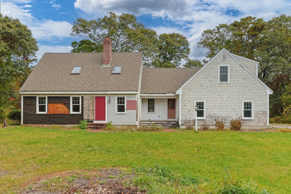 24 Minnetuxet Way