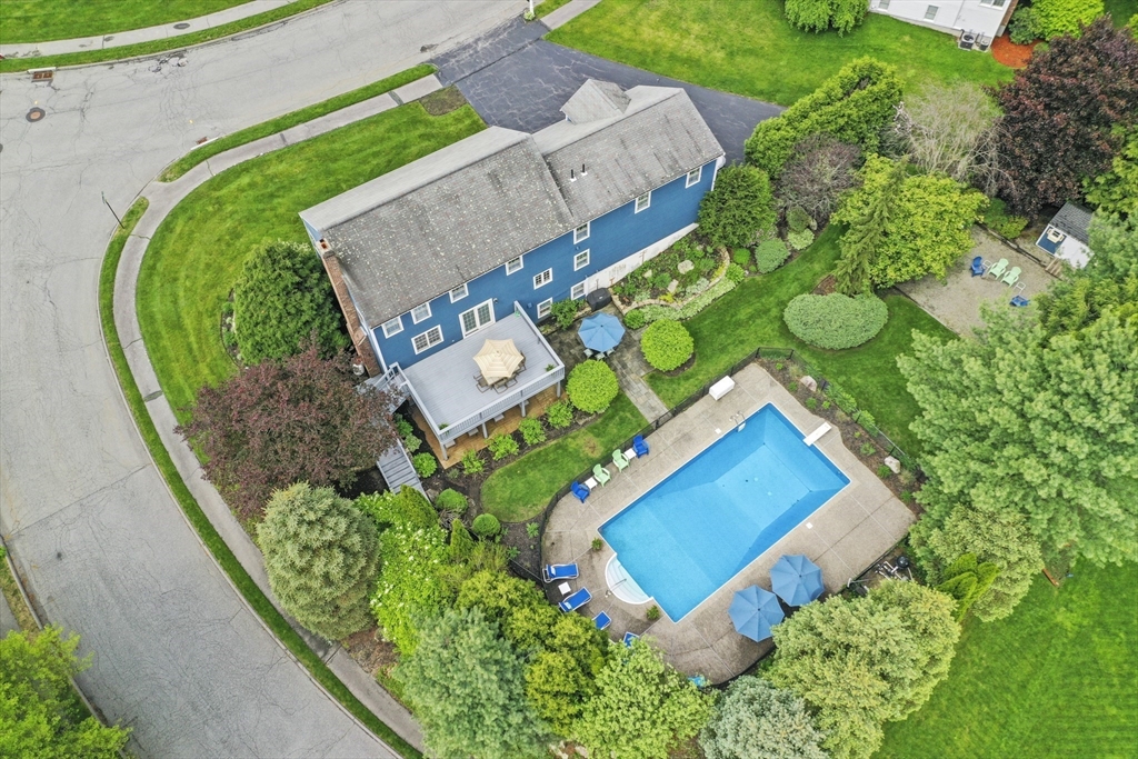 19 Wachusett Circle