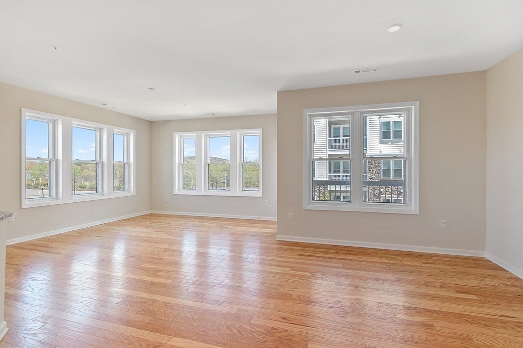 130 University Ave #1106, Westwood, MA, 130 University Ave #1106, Westwood, MA Photo #8