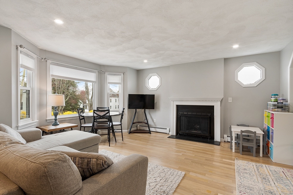 34 Troy Rd