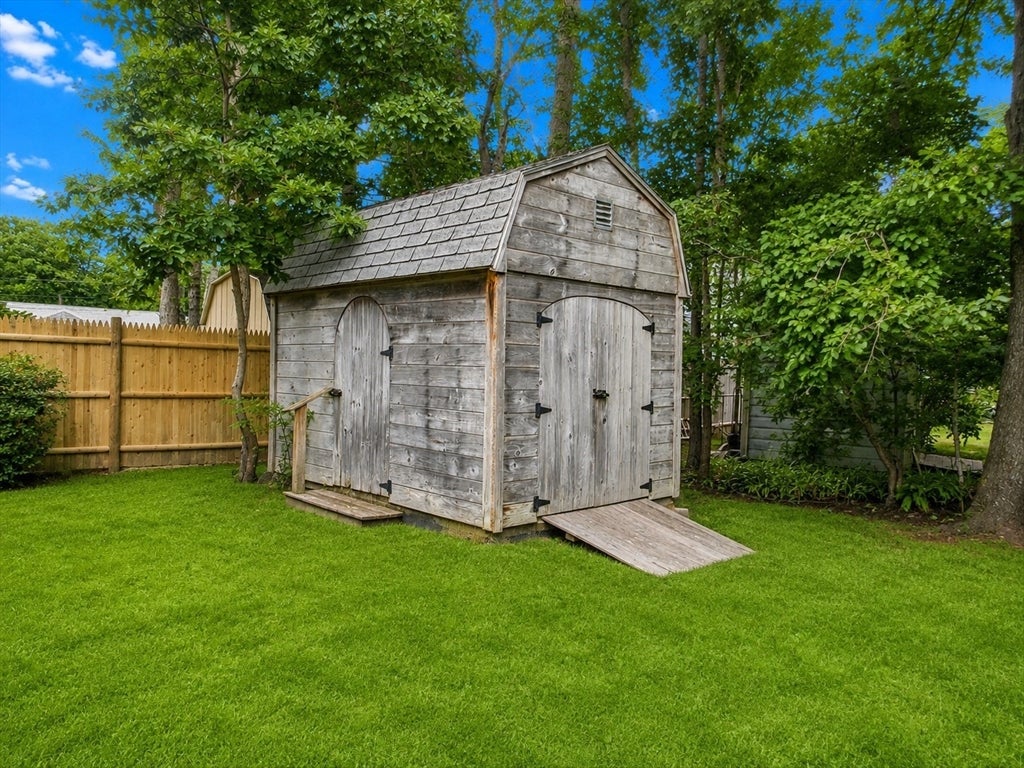 17 Cooper Rd, Falmouth, MA, 17 Cooper Rd, Falmouth, MA Photo #23