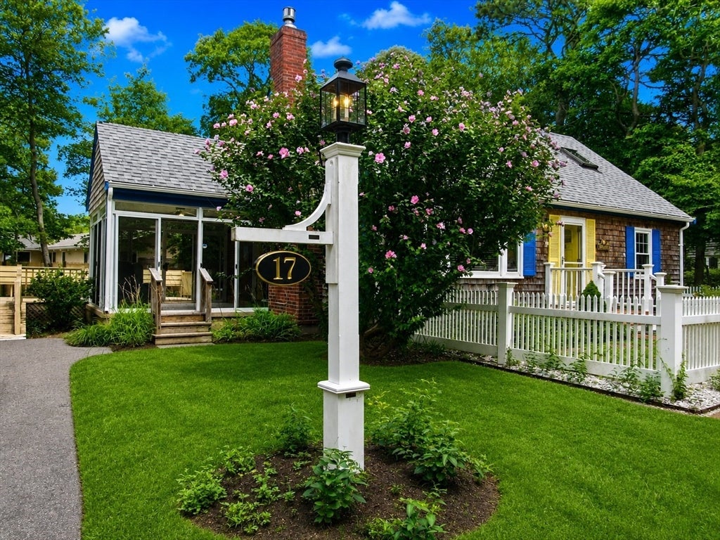 17 Cooper Rd, Falmouth, MA, 17 Cooper Rd, Falmouth, MA Photo #1
