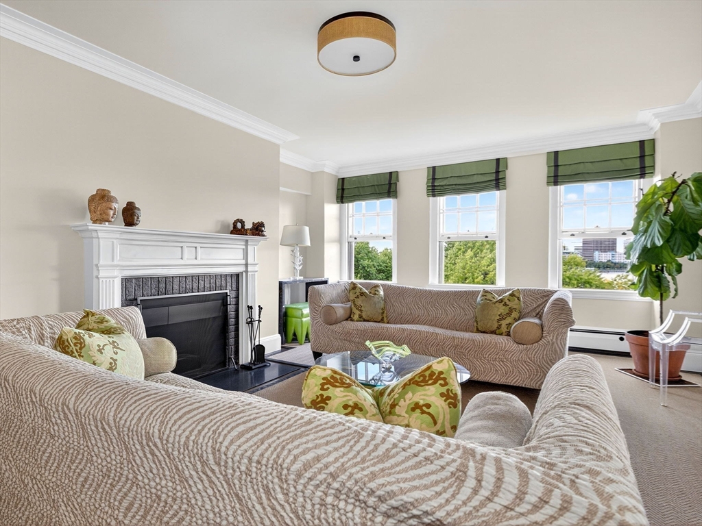 250 Beacon Street 12