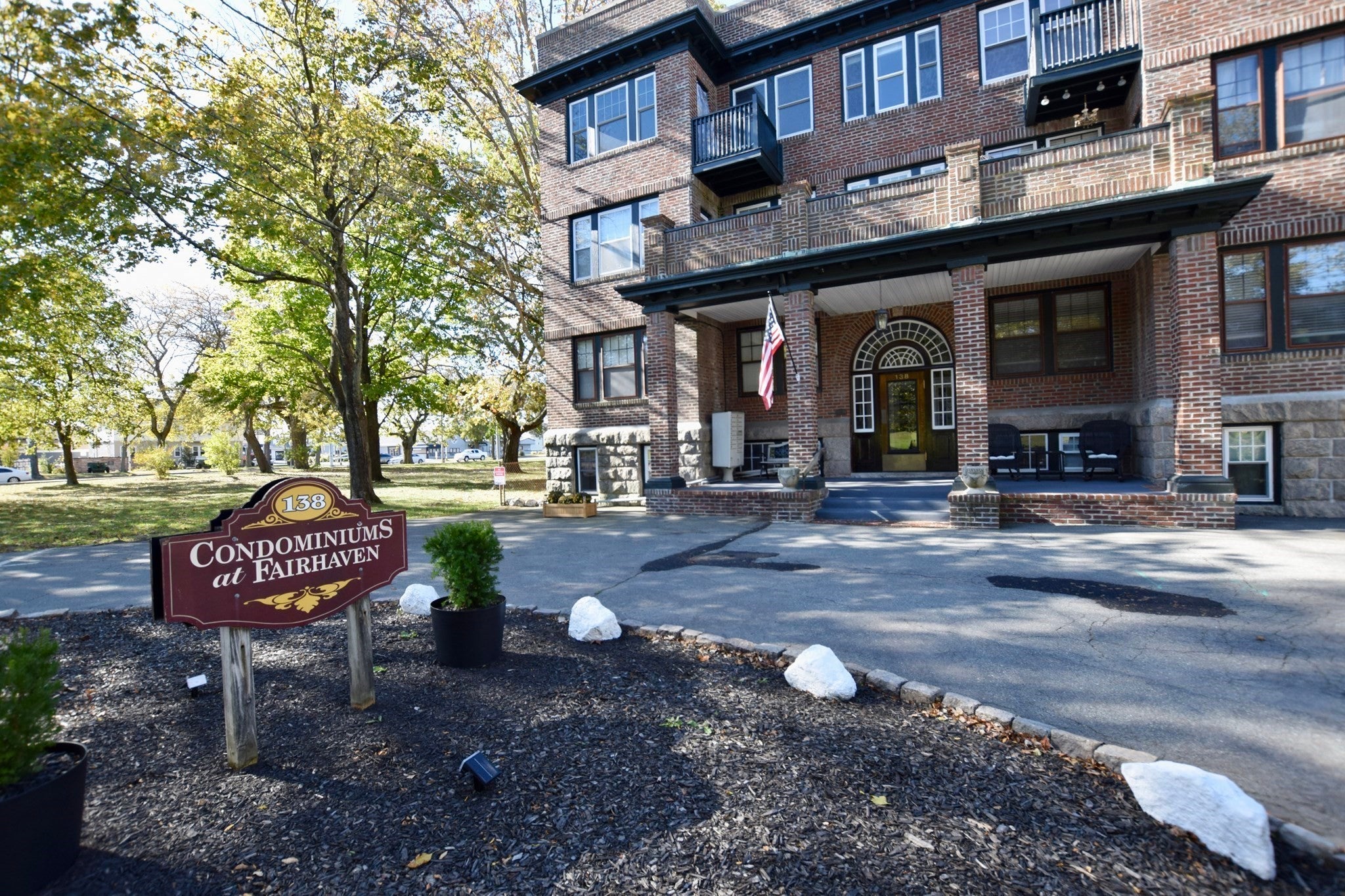 138 Main St #10, Fairhaven, MA, 138 Main St #10, Fairhaven, MA Photo #1