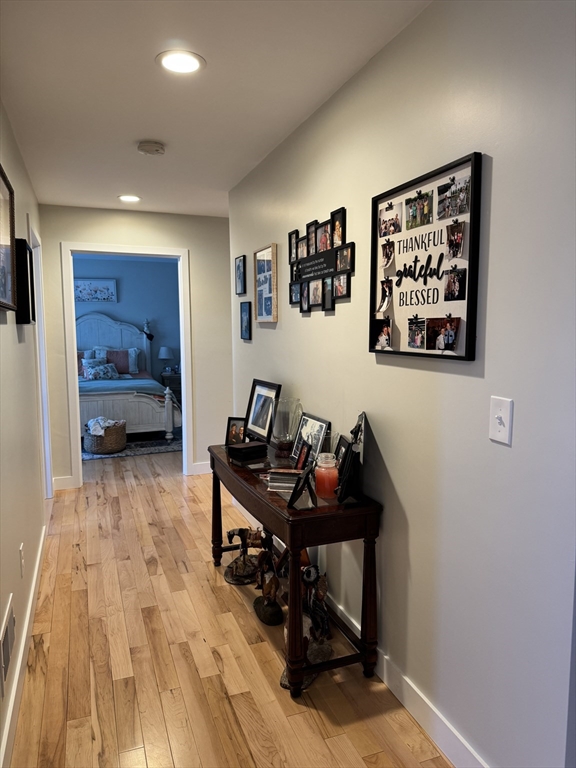 3064 Club House Dr