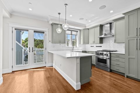 51C Coffey St 51C Boston MA 02122