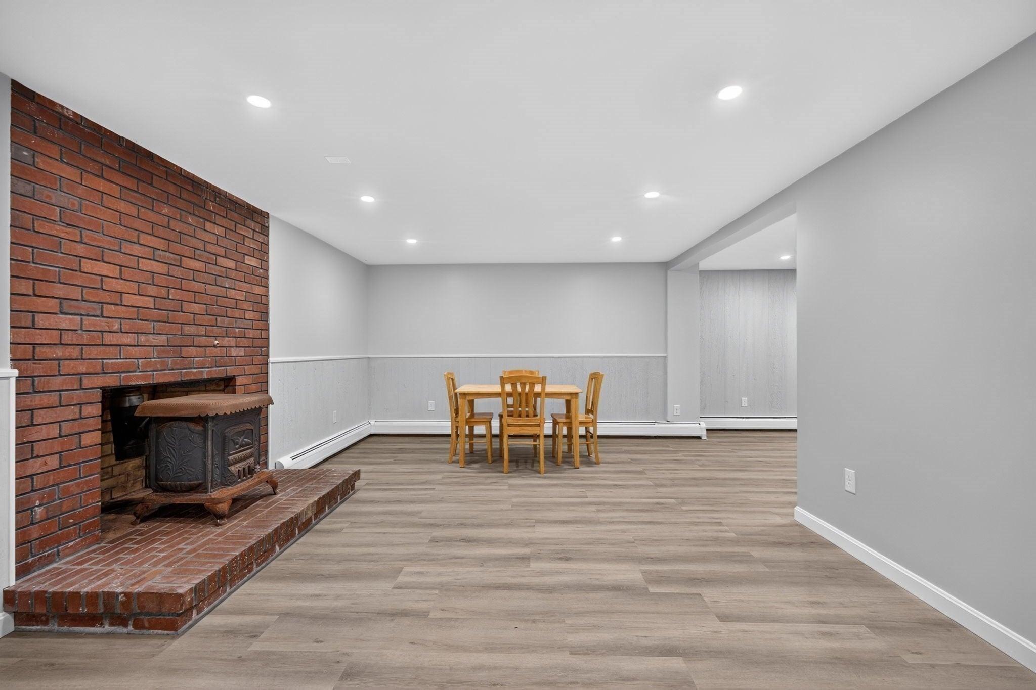 7 Hillcrest Dr, Chelmsford, MA, 7 Hillcrest Dr, Chelmsford, MA Photo #36