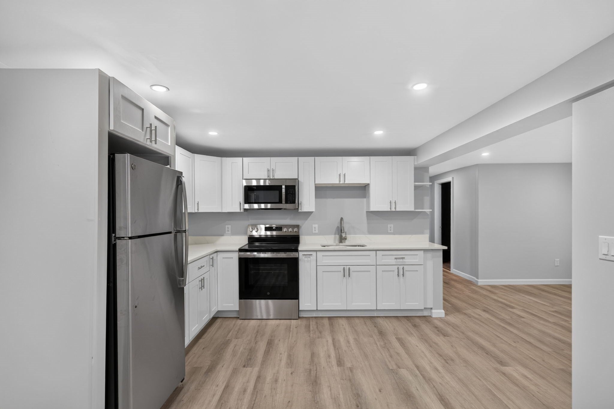 7 Hillcrest Dr, Chelmsford, MA, 7 Hillcrest Dr, Chelmsford, MA Photo #30