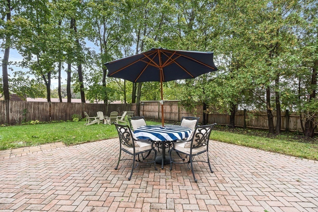 15 Millbrook Rd, Beverly, MA Photo #37