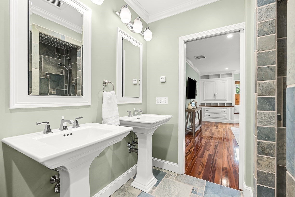 15 Millbrook Rd, Beverly, MA Photo #27