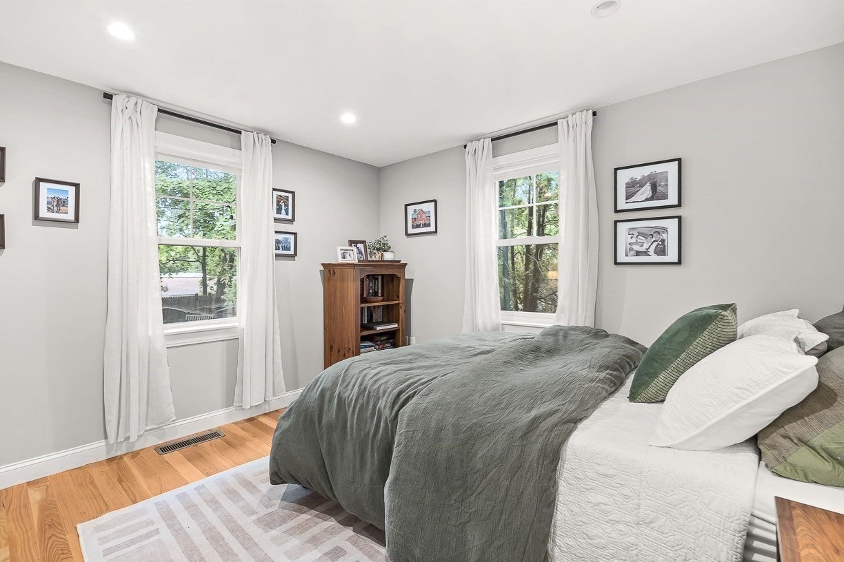 15 Millbrook Rd, Beverly, MA Photo #24
