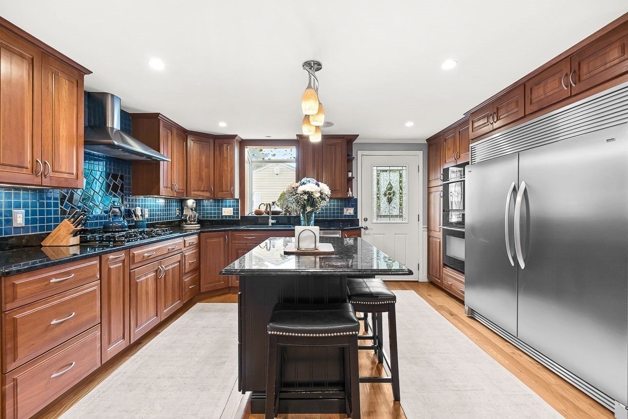 15 Millbrook Rd, Beverly, MA Photo #12