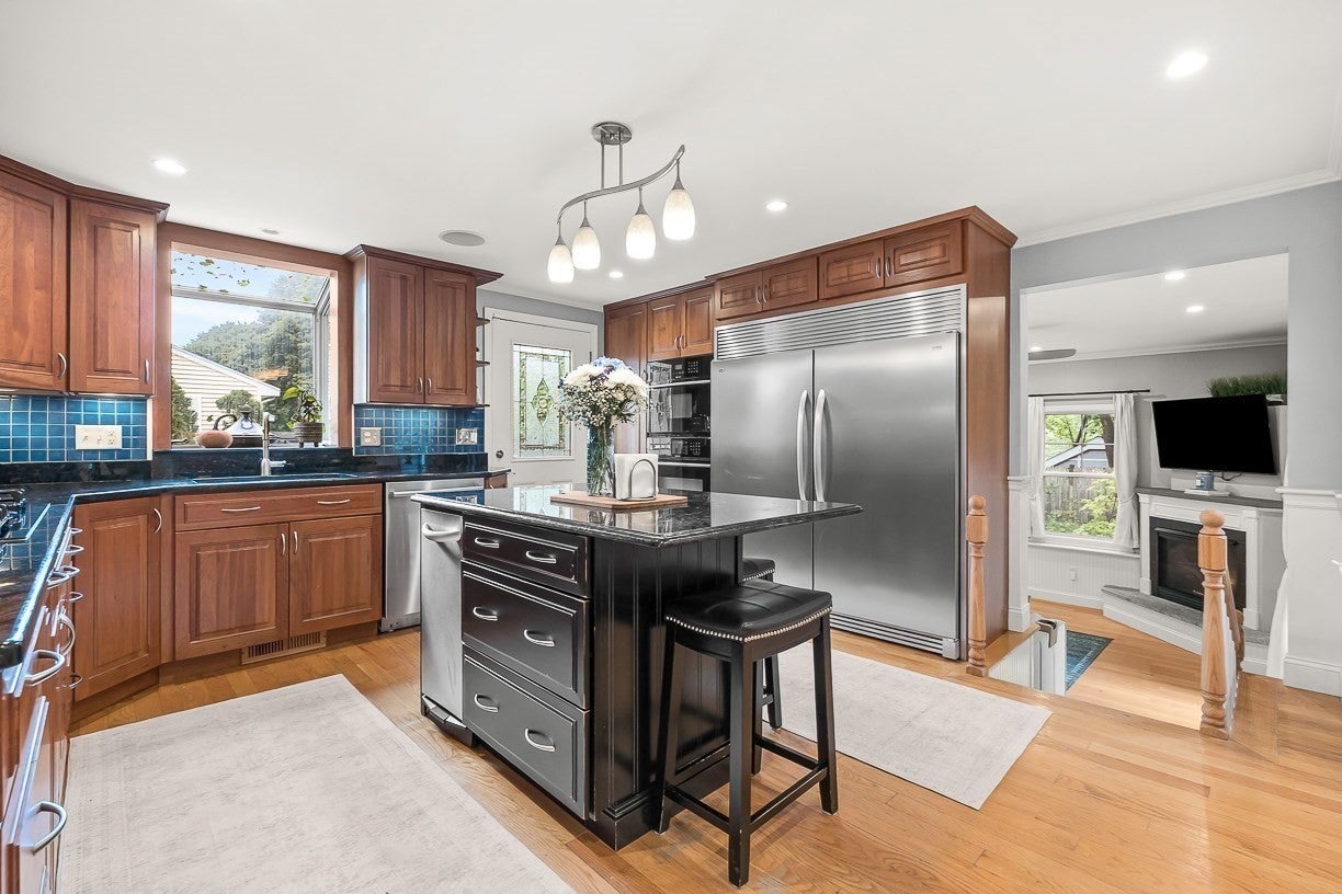 15 Millbrook Rd, Beverly, MA Photo #11