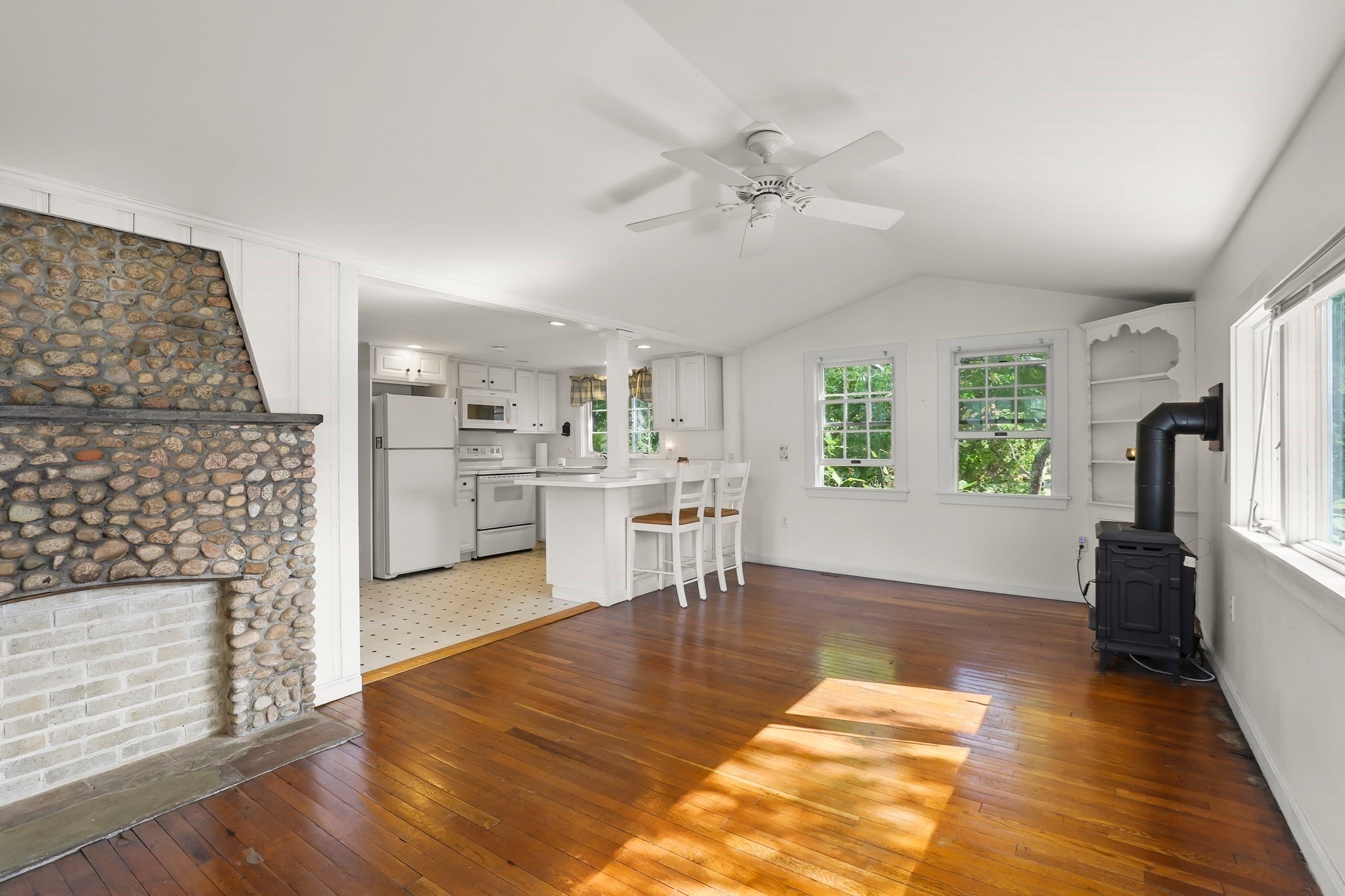 40B East Blvd, Wareham, MA, 40B East Blvd, Wareham, MA Photo #8