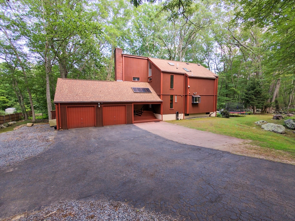 466 Greenbush Rd