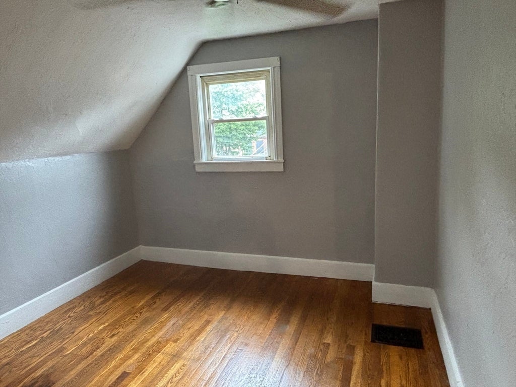 31 Woodward St, Worcester, MA, 31 Woodward St, Worcester, MA Photo #21