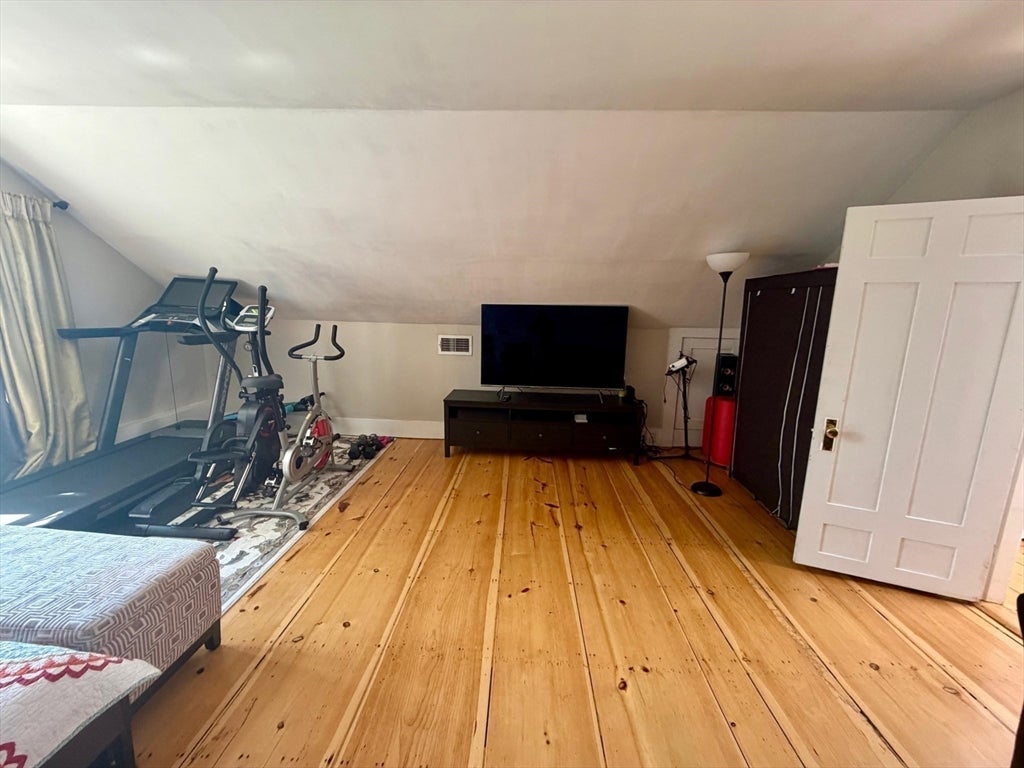38 Salem St #B, Reading, MA, 38 Salem St #B, Reading, MA Photo #27