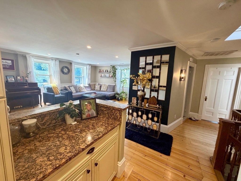 38 Salem St #B, Reading, MA, 38 Salem St #B, Reading, MA Photo #7