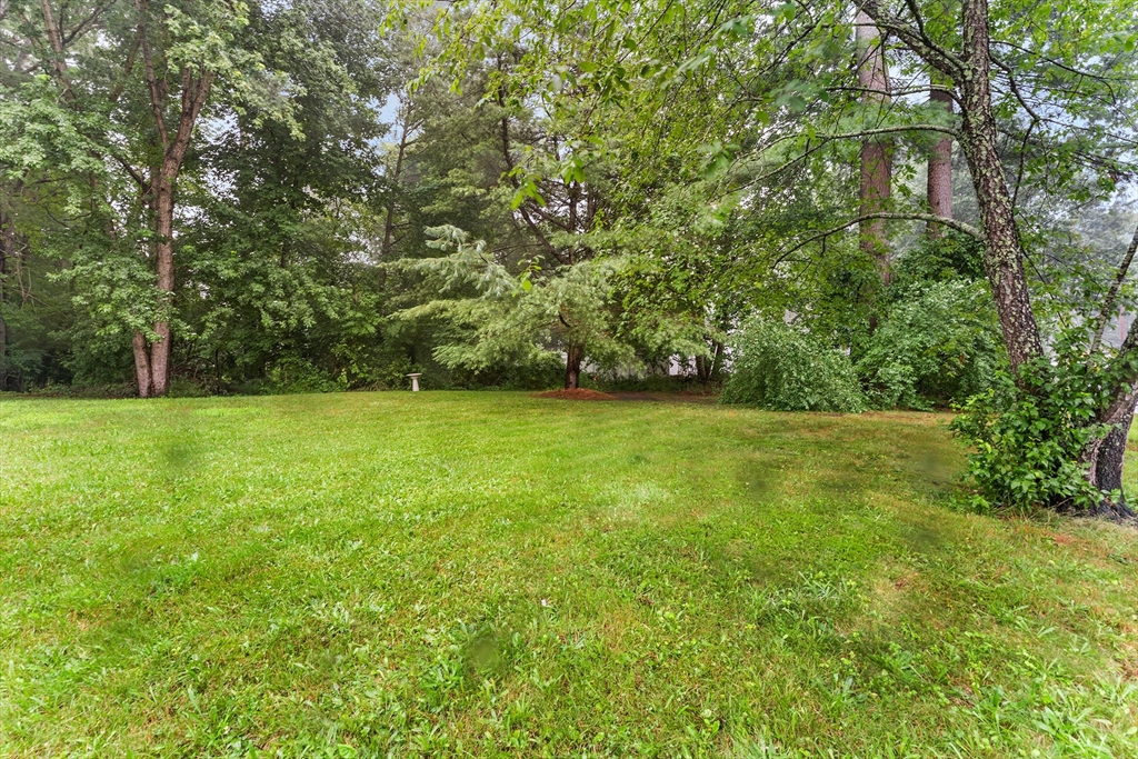 93 Annawon Dr, Halifax, MA Photo #25