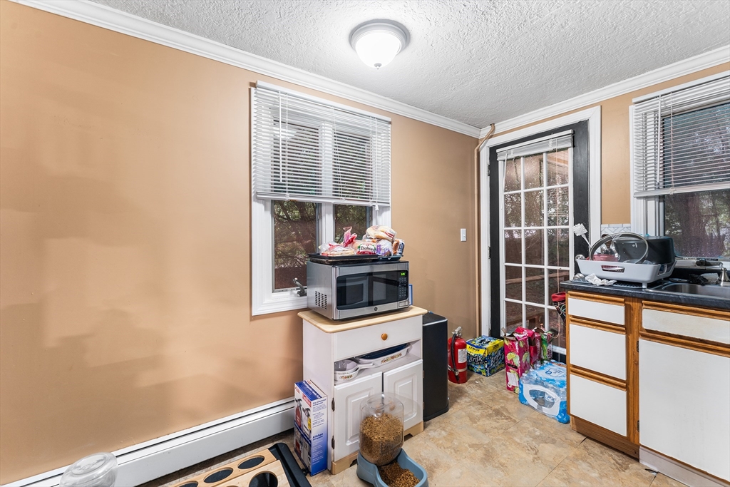 93 Annawon Dr, Halifax, MA Photo #10