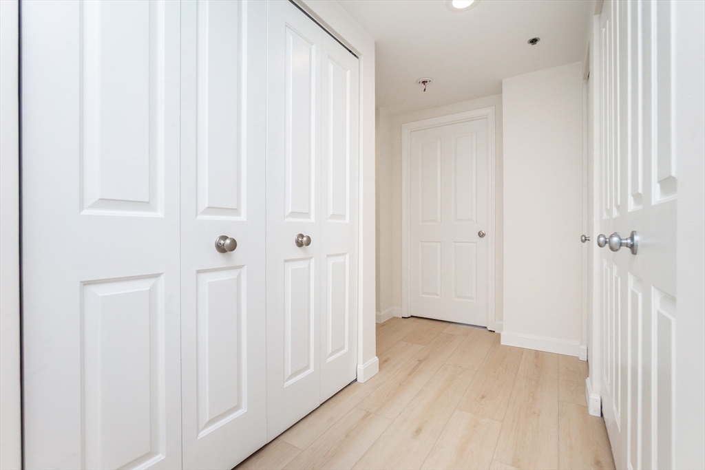 8-12 Museum Way 1126