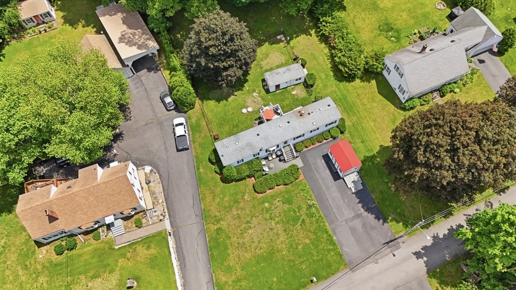 8 Donahue Lane