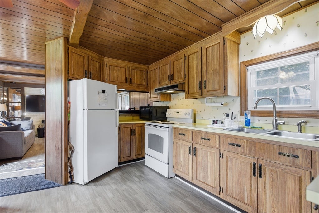 8 Donahue Lane, Grafton, MA, 8 Donahue Lane, Grafton, MA Photo #15