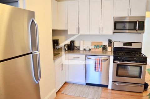 Photo of 36 E Springfield St #1, Boston, MA 02118 (MLS # 73472353)