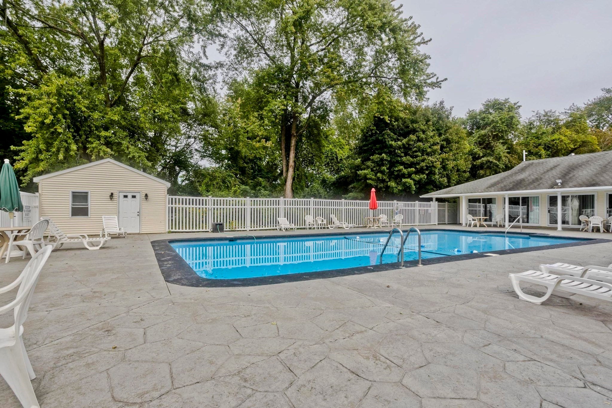 80 Damon Rd #8206, Northampton, MA Photo #23