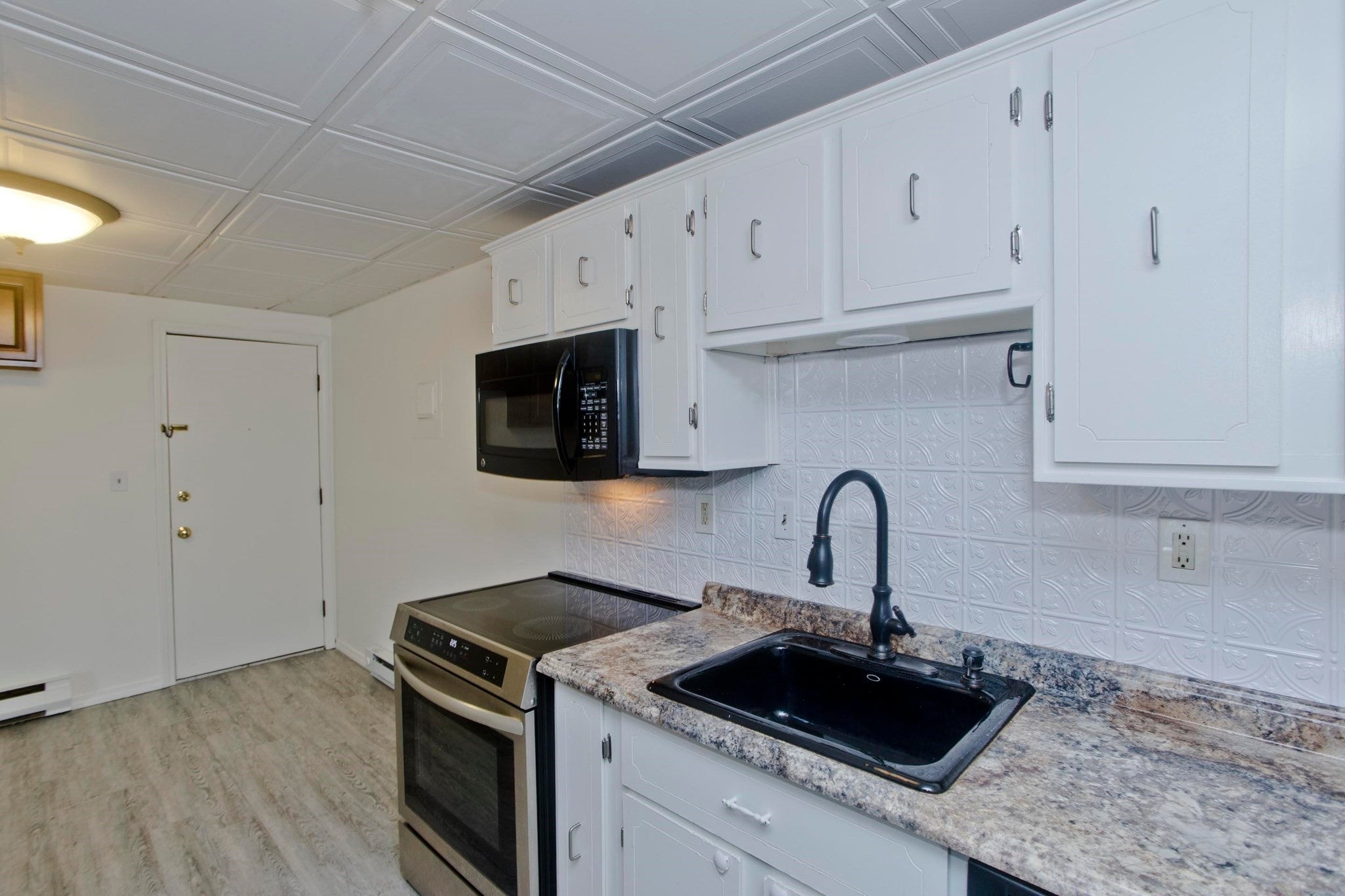 80 Damon Rd #8206, Northampton, MA Photo #12