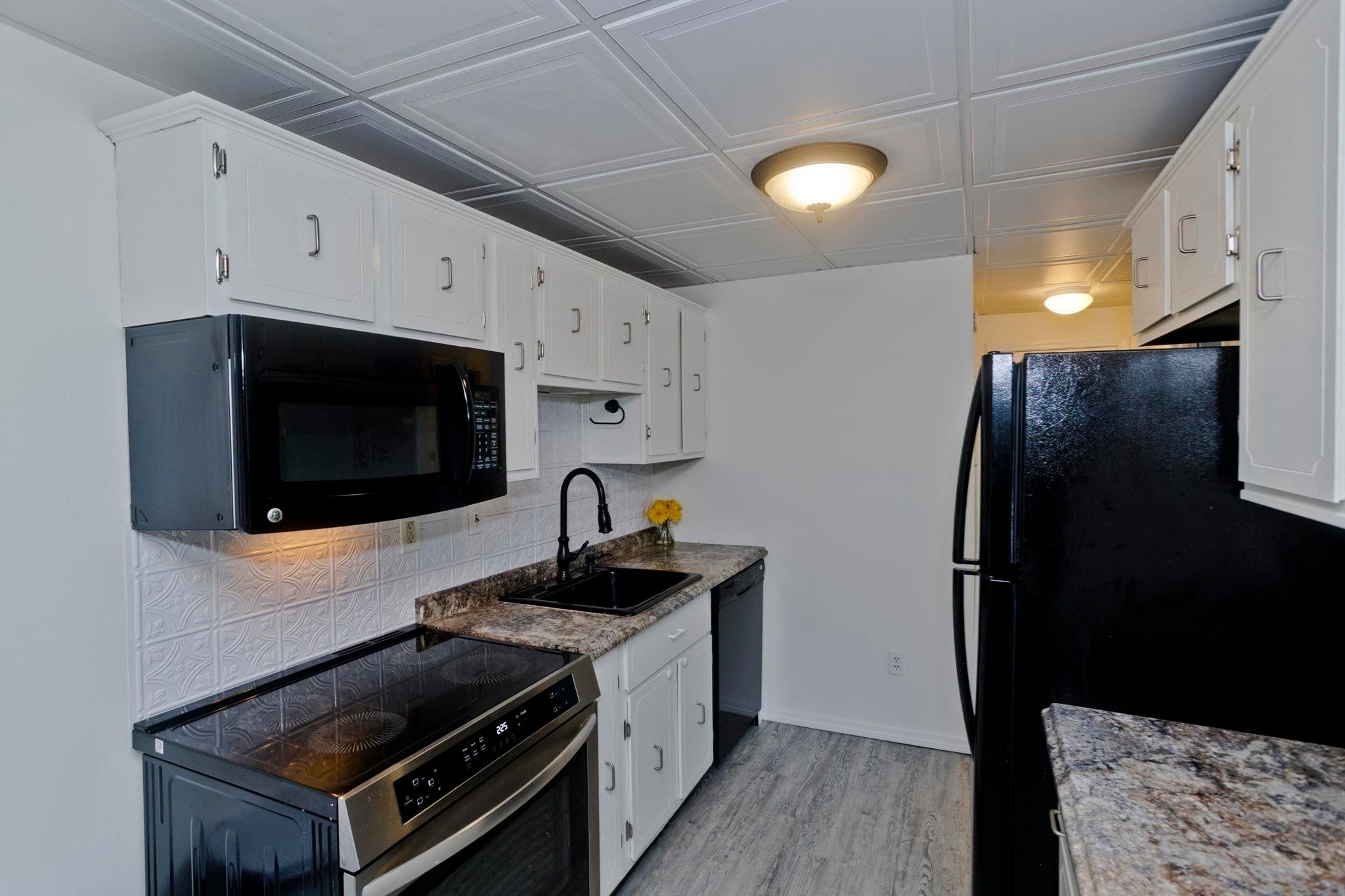 80 Damon Rd #8206, Northampton, MA Photo #10