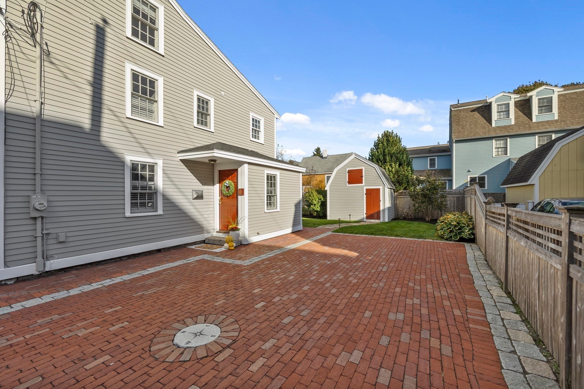 5 Salem St