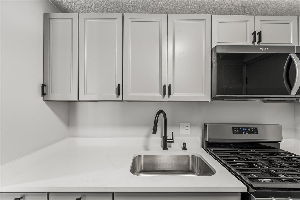 345 Pawtucket Blvd #14, Lowell, MA, 345 Pawtucket Blvd #14, Lowell, MA Photo #11