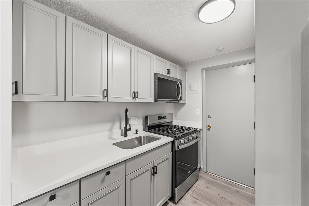 345 Pawtucket Blvd #14, Lowell, MA, 345 Pawtucket Blvd #14, Lowell, MA Photo #9