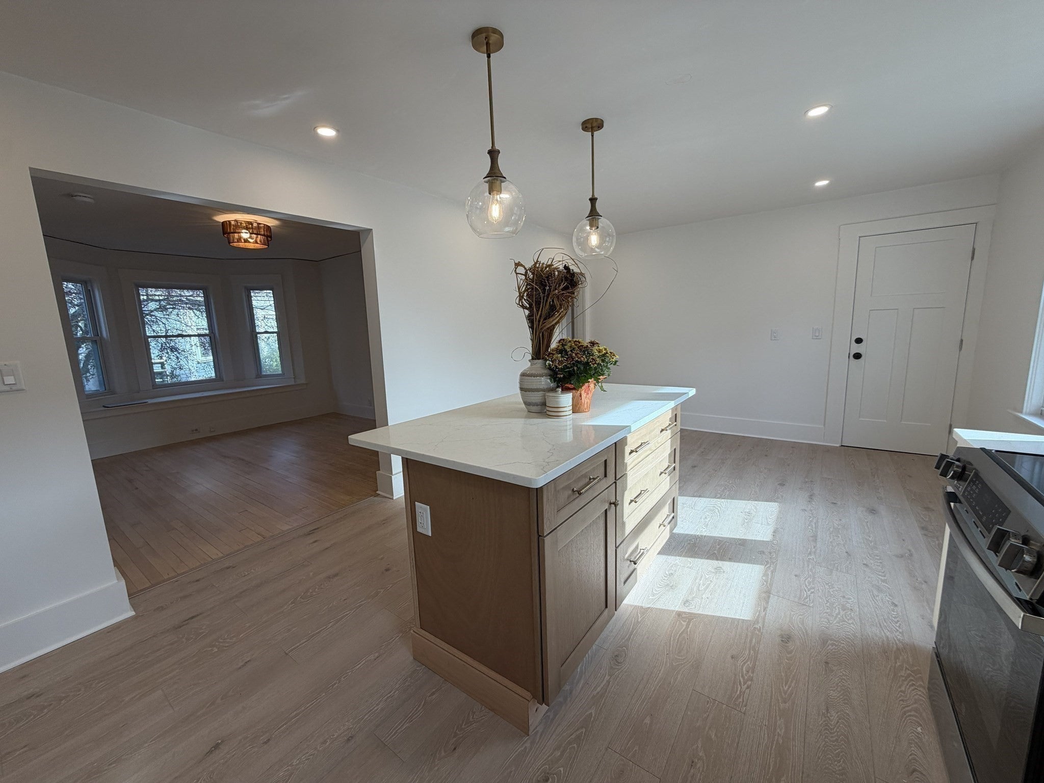 17 Powow St #17, Amesbury, MA, 17 Powow St #17, Amesbury, MA Photo #4