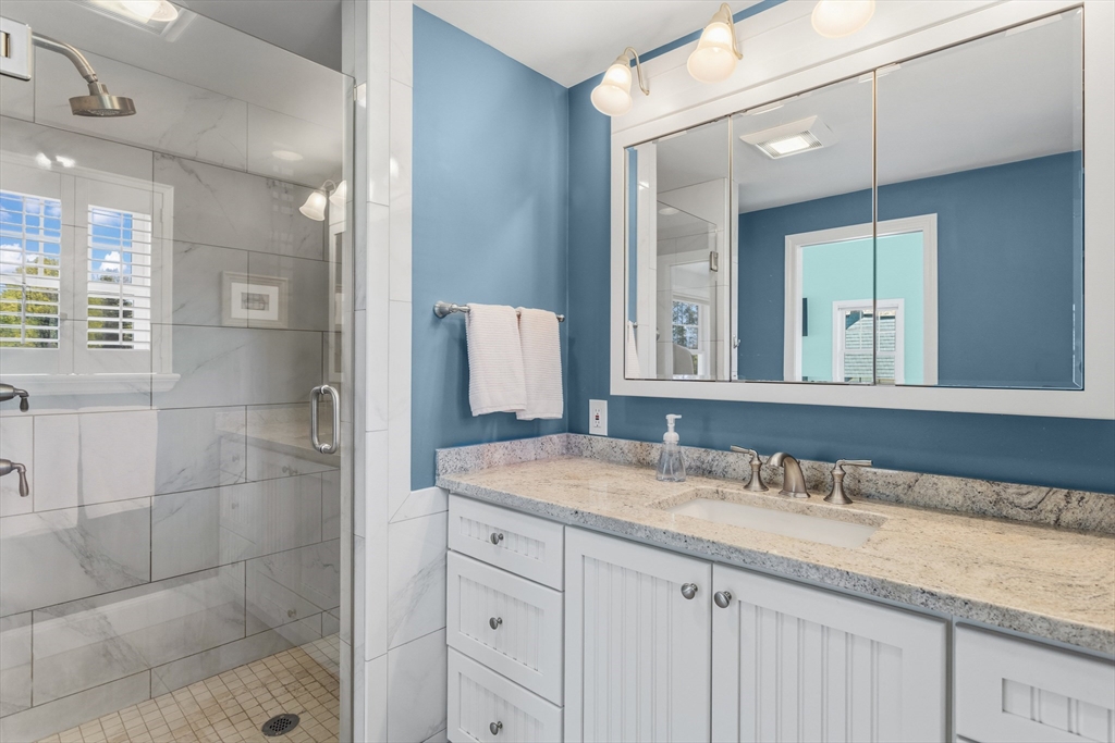 11 Highland Ave, Groveland, MA Photo #30