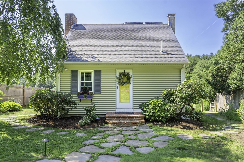 39 Leland Rd