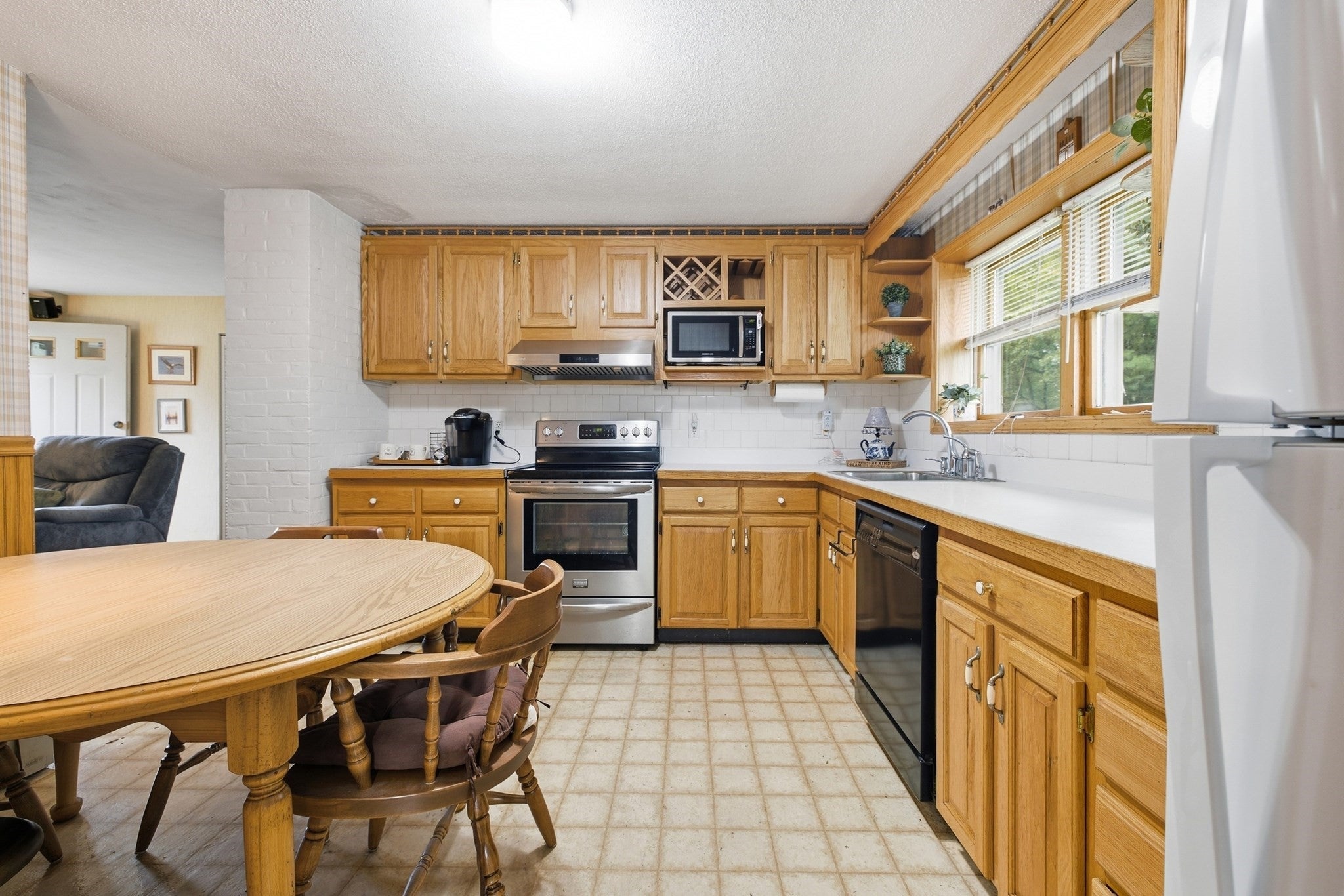 60 Gerald Ave, Brockton, MA Photo #9