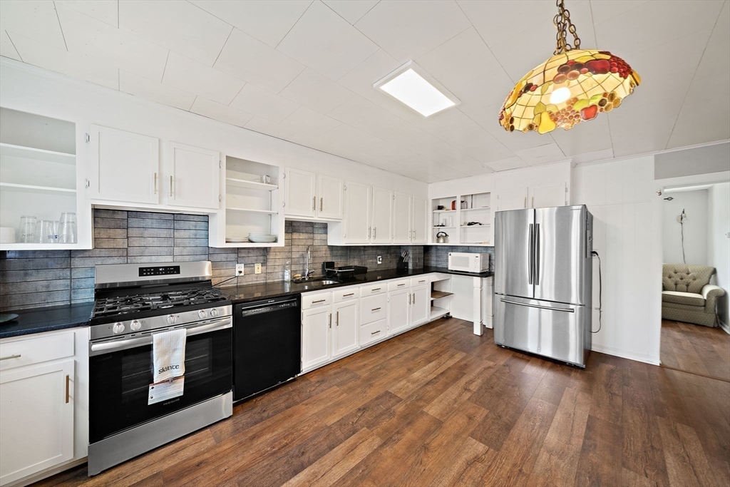 5 Bantry Way
