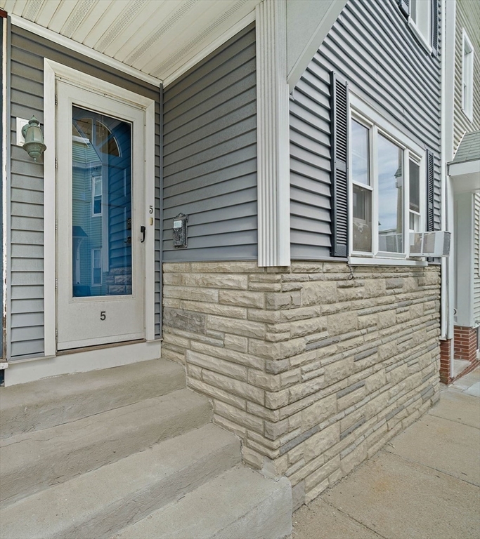 5 Bantry Way