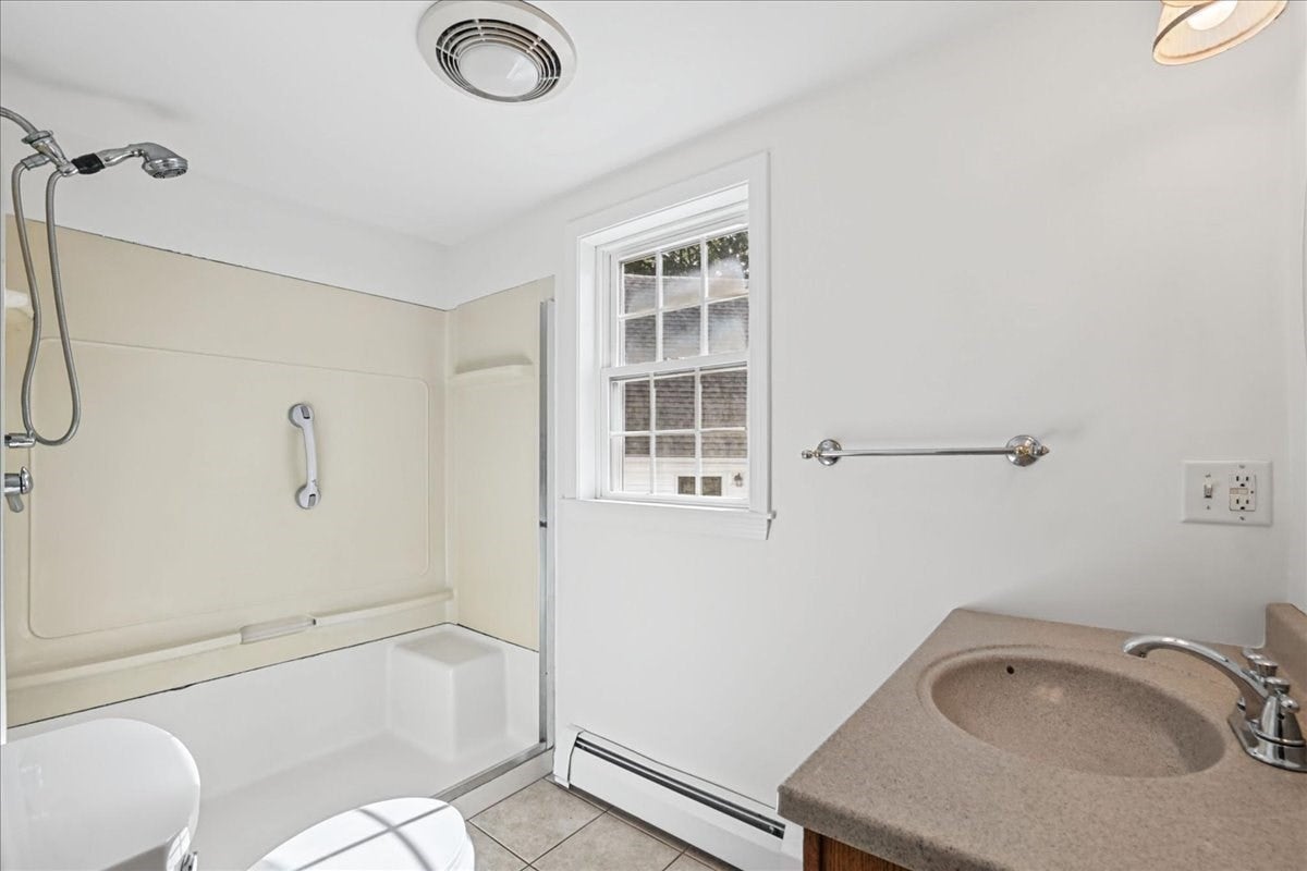 29 Bonneau Street, North Attleboro, MA Photo #23