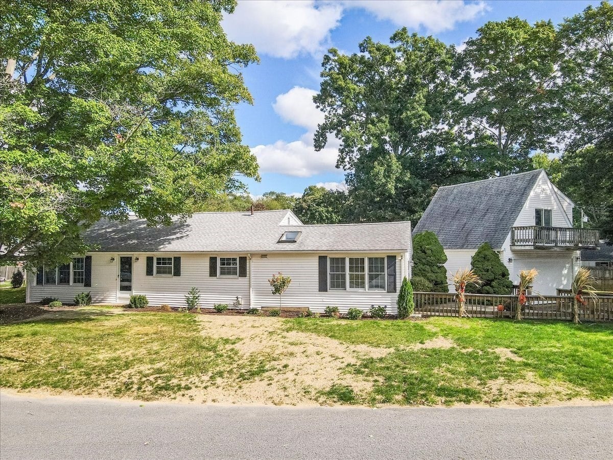 Photo of 29 Bonneau Street, North Attleboro, MA