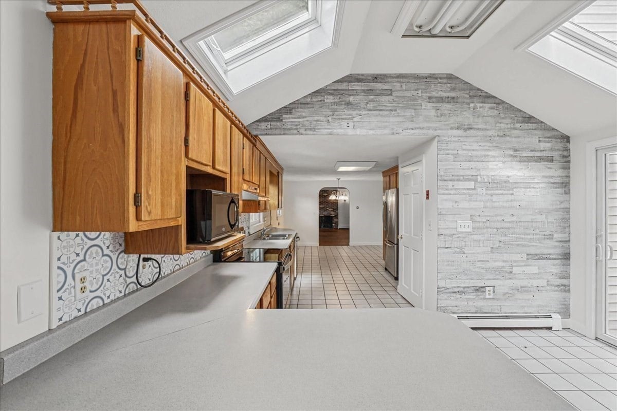 29 Bonneau Street, North Attleboro, MA Photo #10