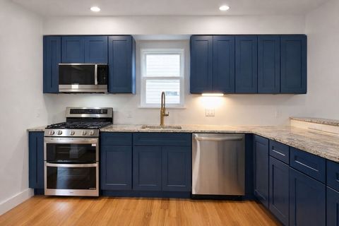 Photo of 29 Catherine St #1, Boston, MA 02131 (MLS # 73476960)