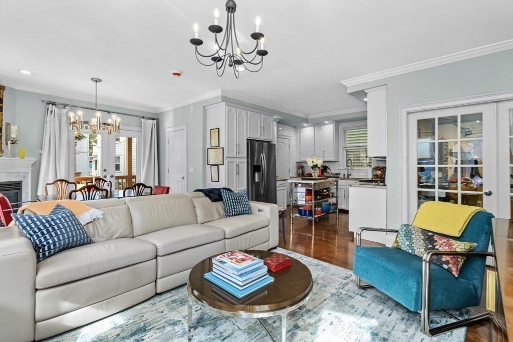 264 East Cottage 1