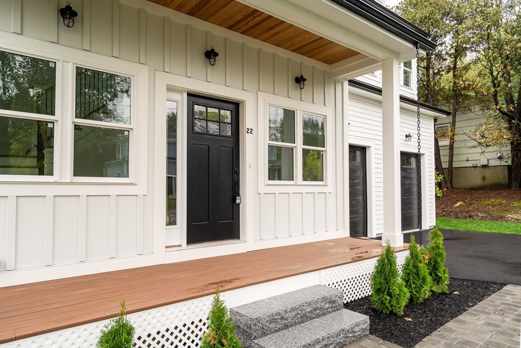22 Estabrook Rd