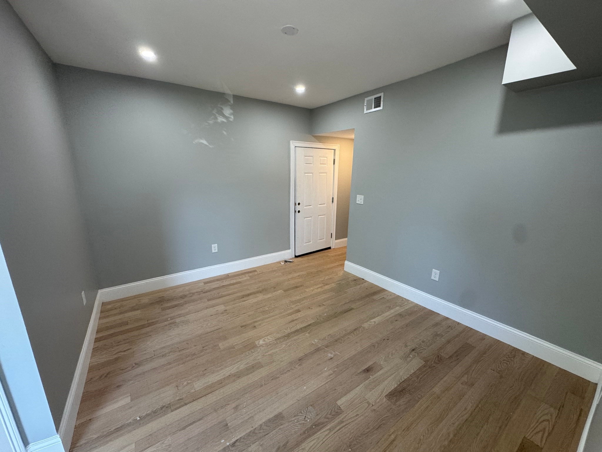 13 Spring St #2, Somerville, MA Photo #5