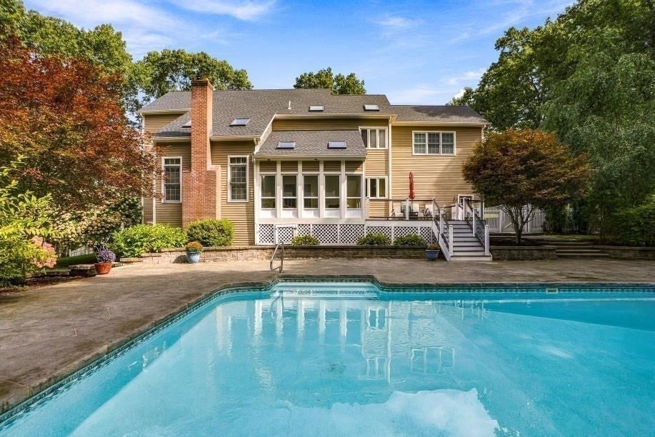 30 Juniper Rd, Upton, MA, 30 Juniper Rd, Upton, MA Photo #3